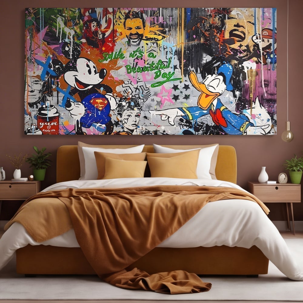 Tablou canvas cu tablou canvas cu graffiti si desene animate, fara rama, pe sasiu de lemn, pe perete intr-un dormitor